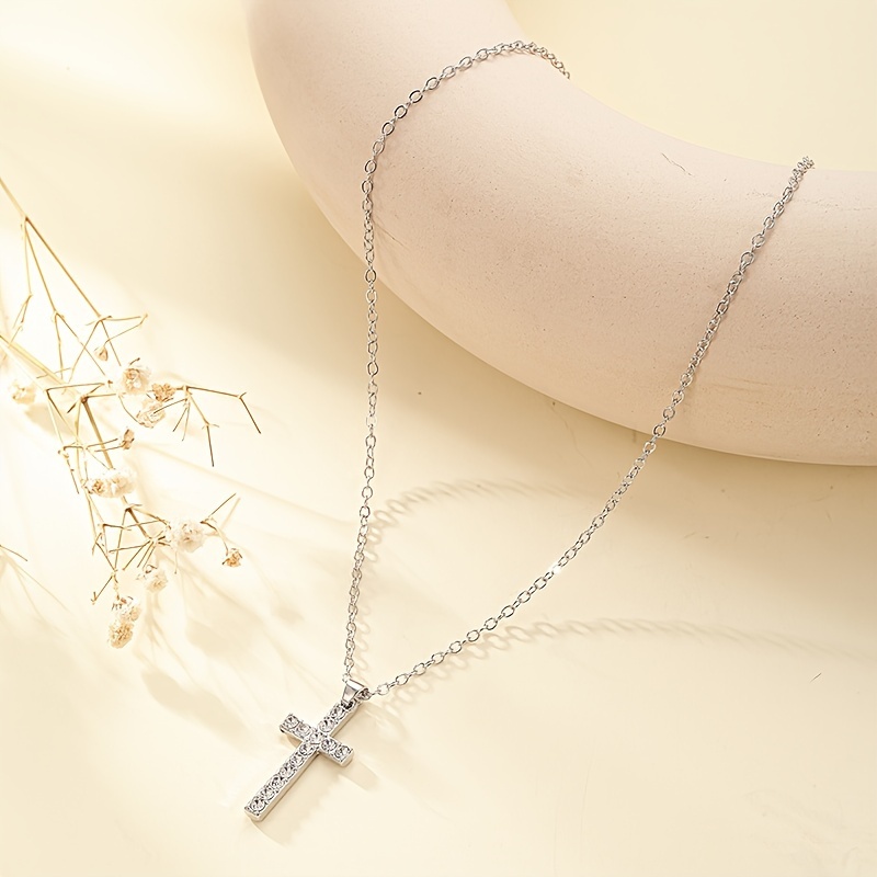 Vintage-Style Cubic Zirconia Cross Pendant Necklace, Durable Gift
